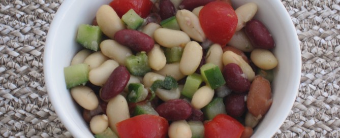 Bean salad. So rich in fiber! So nutritious.
